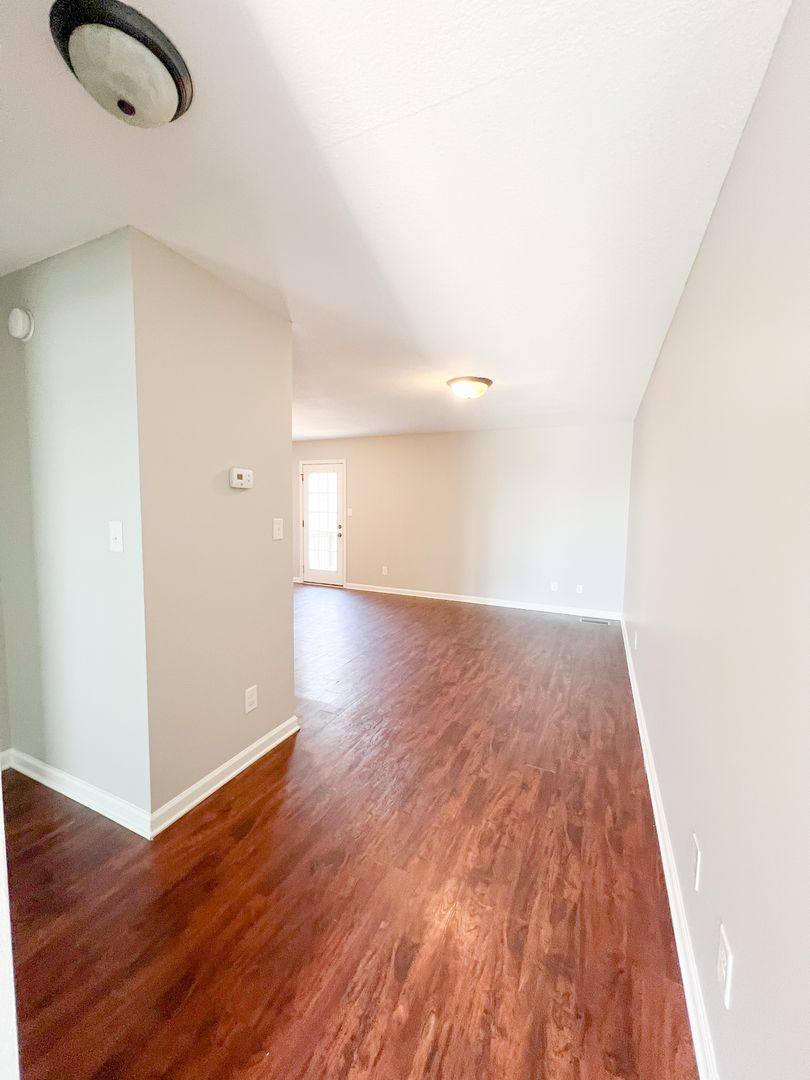 Apartment for rent at 1731 Thistlewood Dr, Clarksville, TN 37042