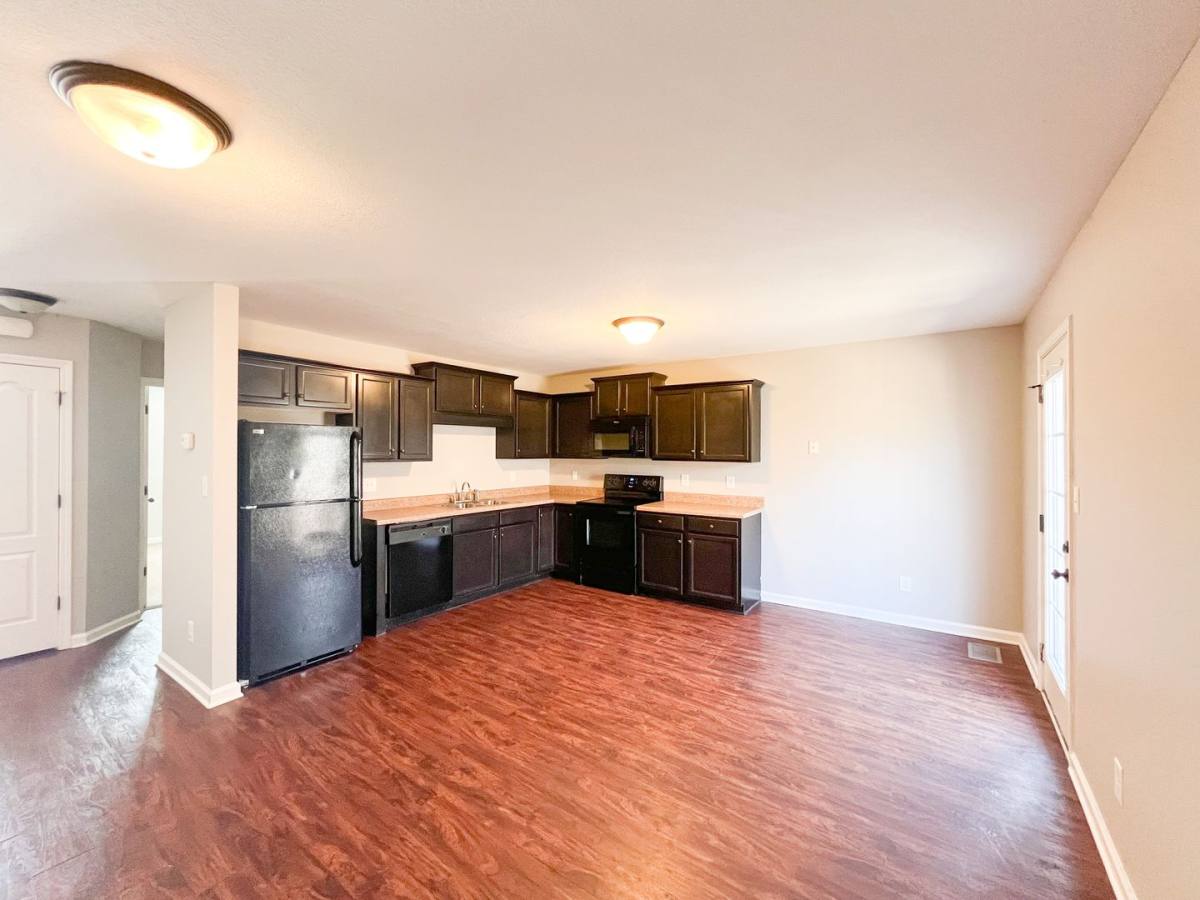 Apartment for rent at 1731 Thistlewood Dr, Clarksville, TN 37042