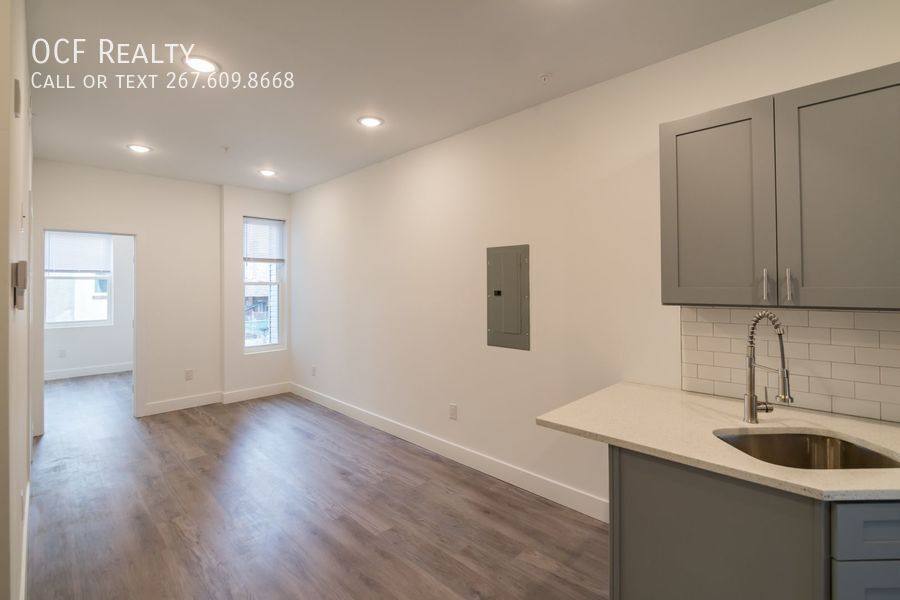 Apartment for rent at 1709 Snyder Ave #1, Philadelphia, PA 19145