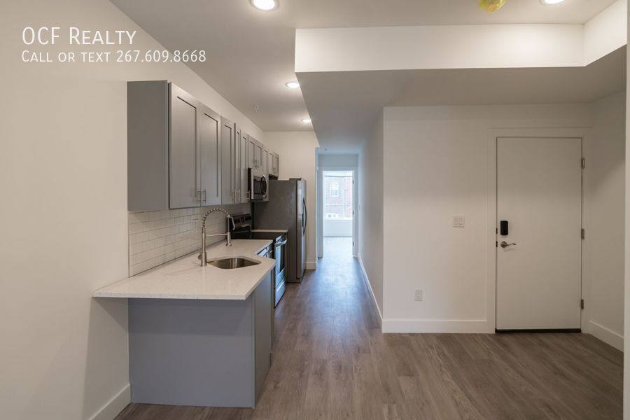Apartment for rent at 1709 Snyder Ave #1, Philadelphia, PA 19145