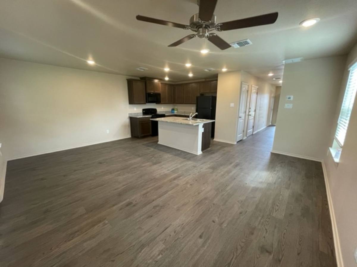 Apartment for rent at 1701 Montell, Copperas Cove, TX 76522