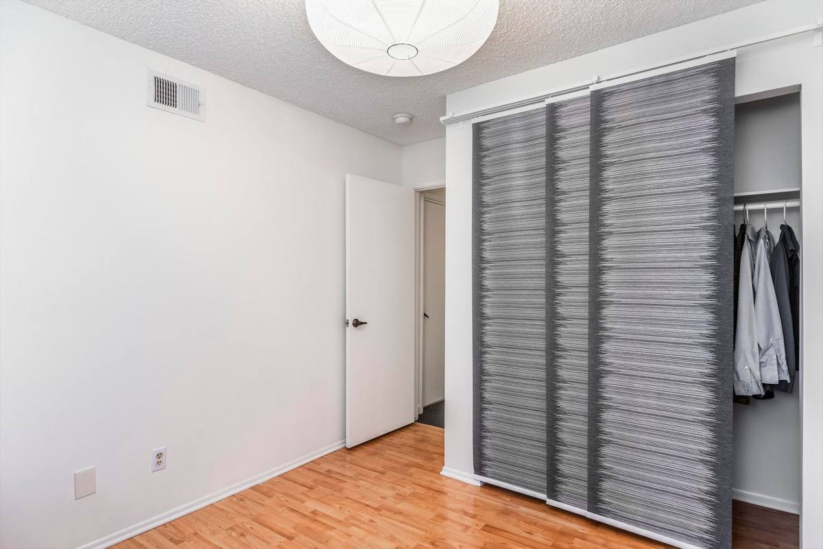 Townhouse for rent at 19355 Sherman Way, Reseda, CA 91335