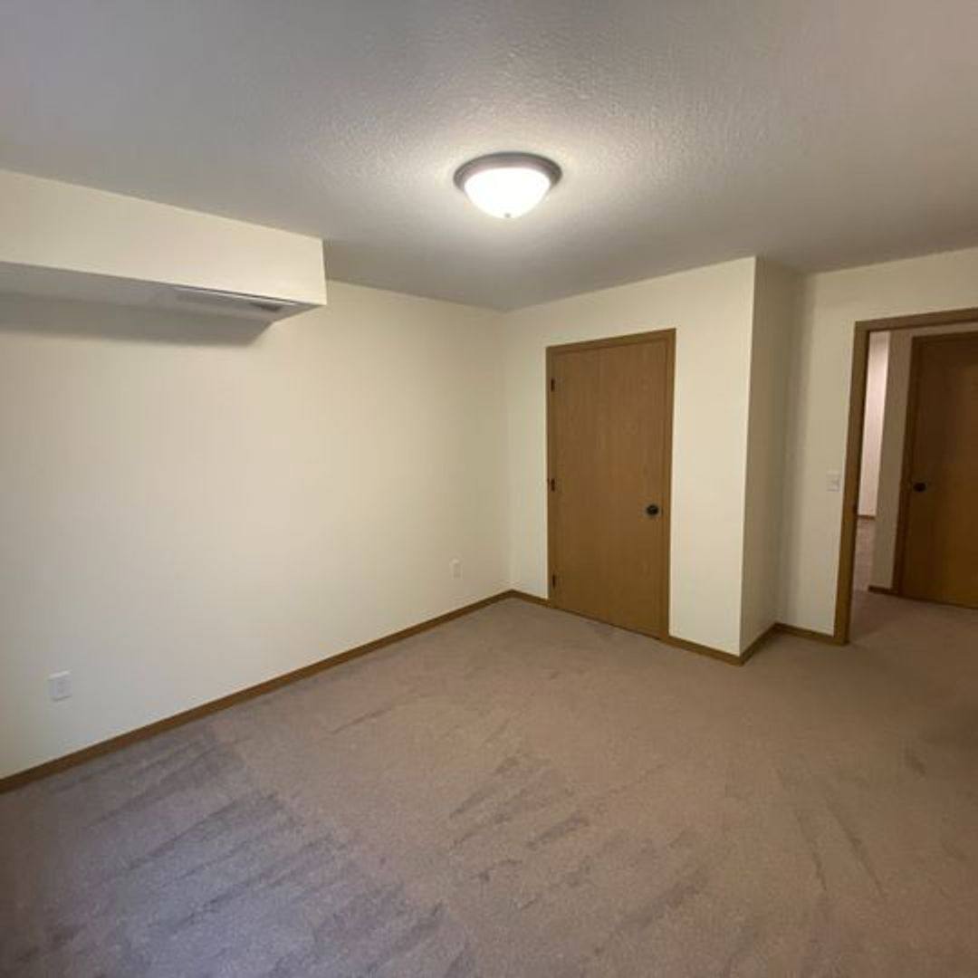 Apartment for rent at 2805 Cardinal Ave, Faribault, MN 55021