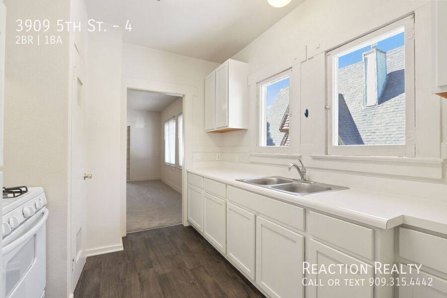Apartment for rent at 3909 5th St #4, Riverside, CA 92507