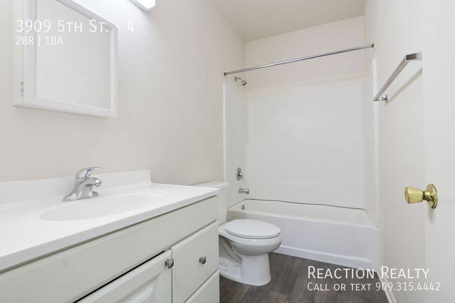 Apartment for rent at 3909 5th St #4, Riverside, CA 92507