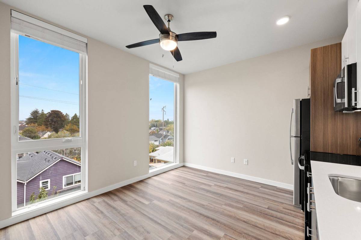 Apartment for rent at 4064 N Mississippi Ave, Portland, OR 97227