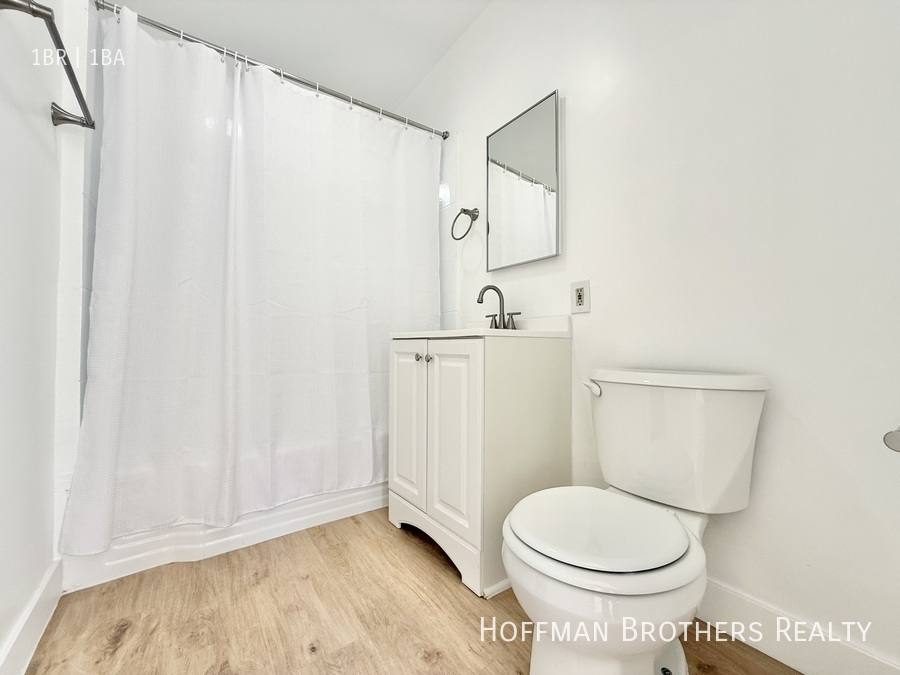 Apartment for rent at 3018 9th Ave #3024, Los Angeles, CA 90018