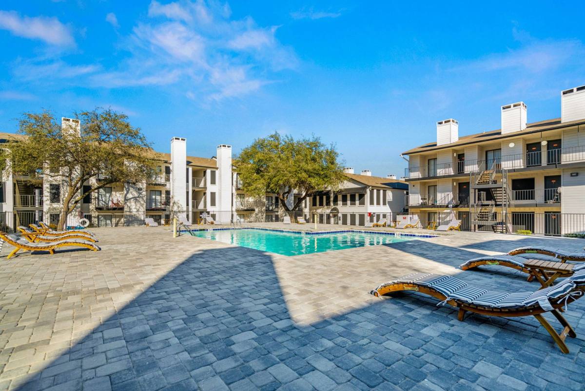 Apartment for rent at 7720 McCallum Blvd, Dallas, TX 75252