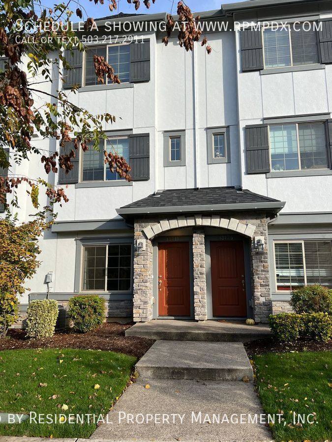 Townhouse for rent at 13711 SW Silent Fox Terrace, Sherwood, OR 97140