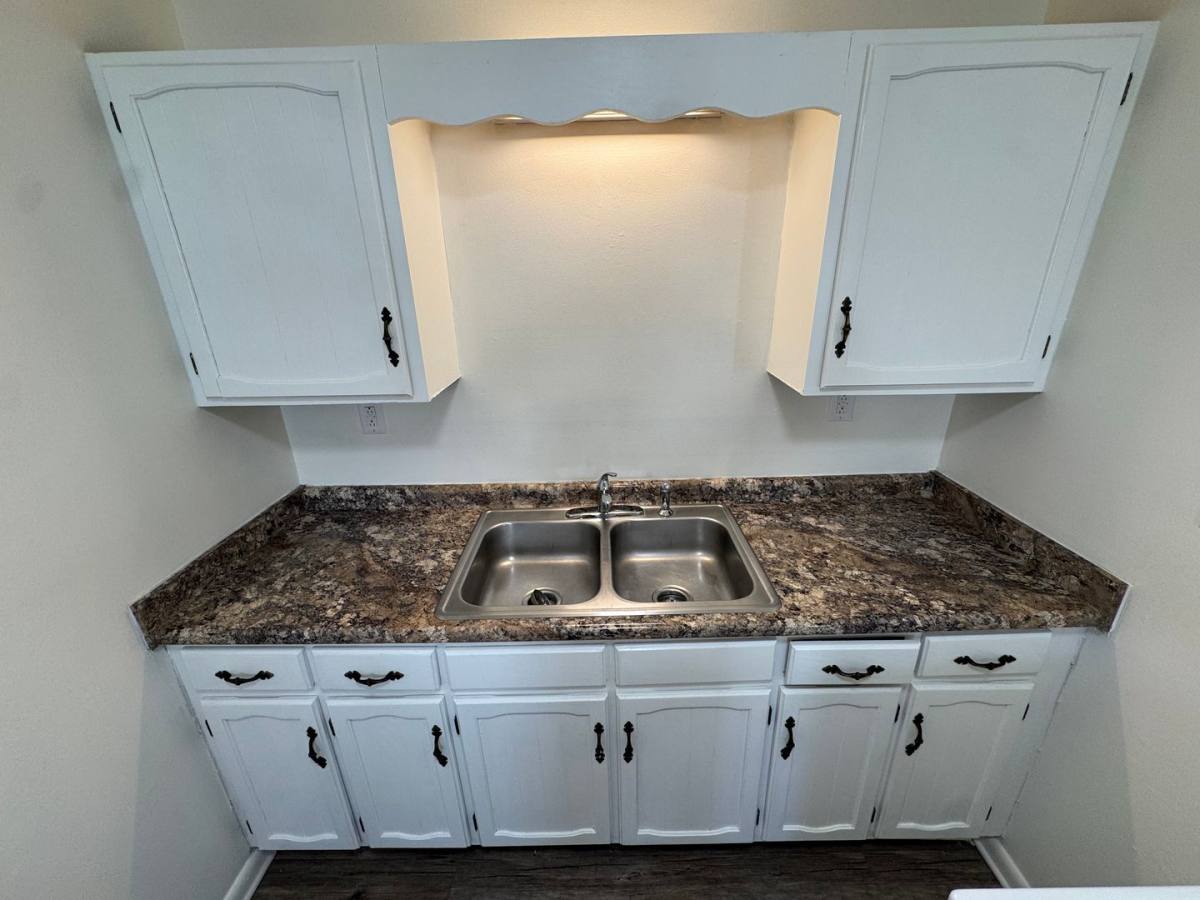Apartment for rent at 115 Towneview Estates Dr, Elizabethton, TN 37643