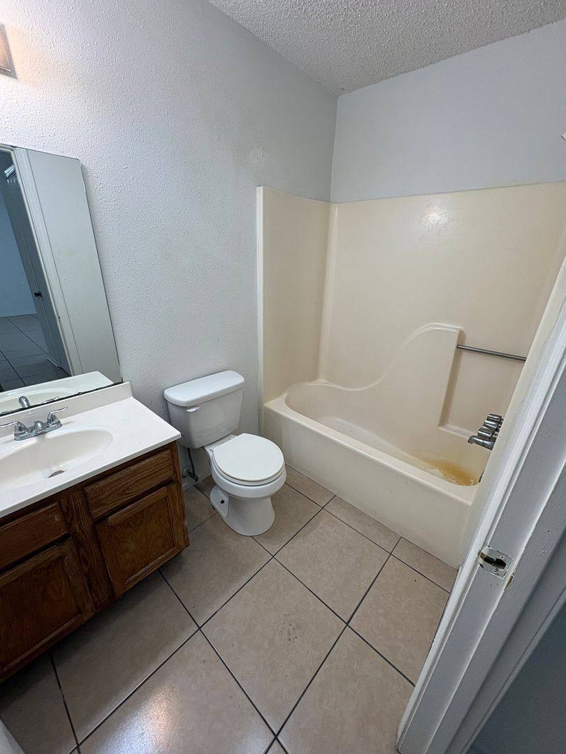 Apartment for rent at 102 Meudon, Duson, LA 70529