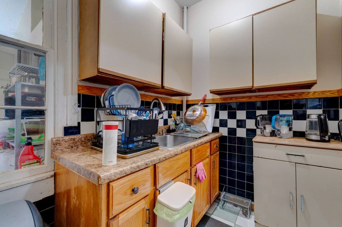 Apartment for rent at 295 Humphrey St, New Haven, CT 06510
