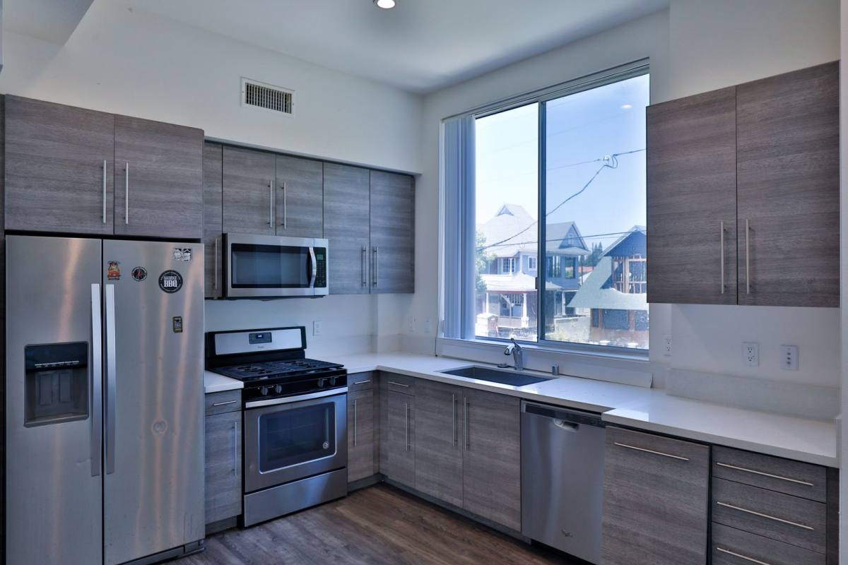 Apartment for rent at 1208 W 25th St, Los Angeles, CA 90007
