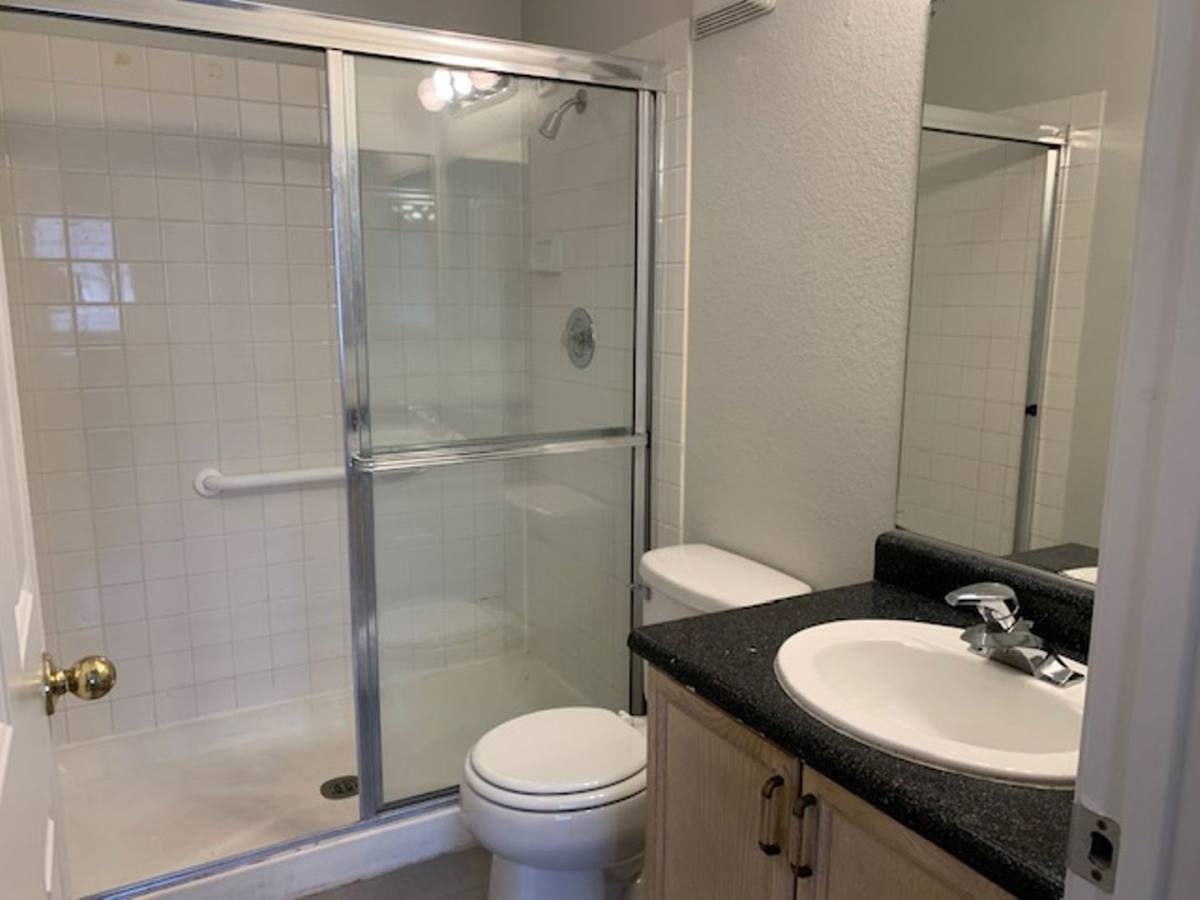 Townhouse for rent at 7604 Almeria Ave, Las Vegas, NV 89128