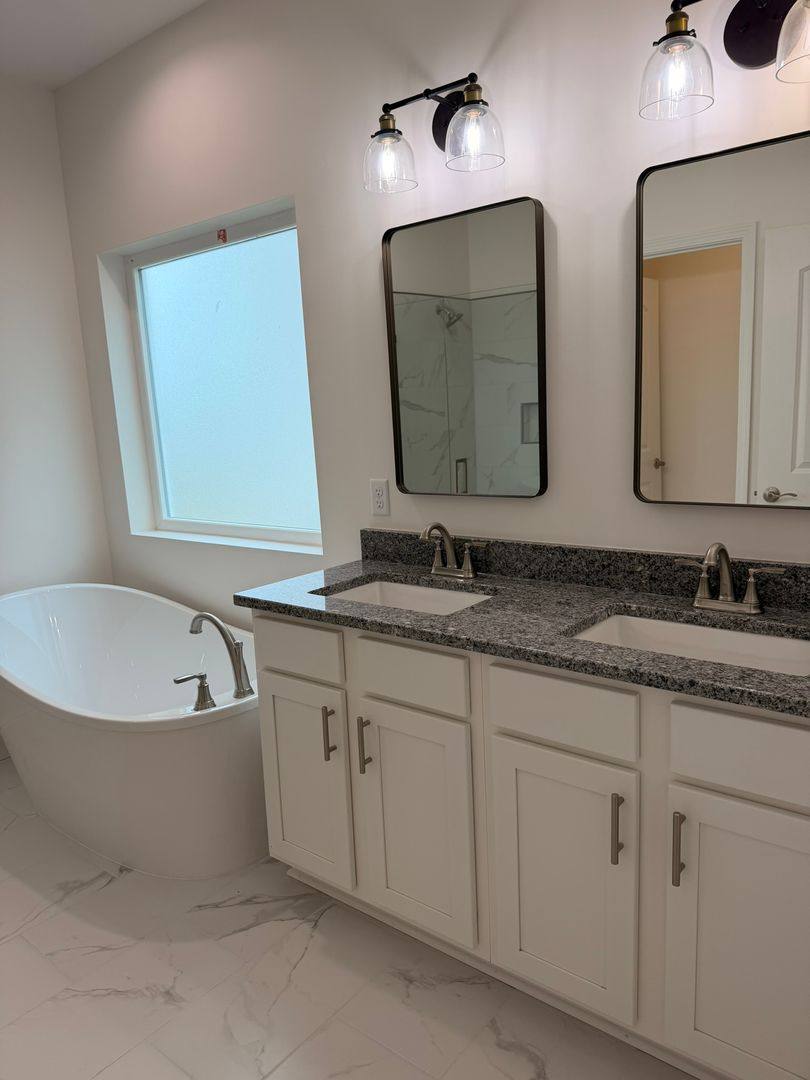 House for rent at 913 Plantation Dr, Panama City, FL 32404