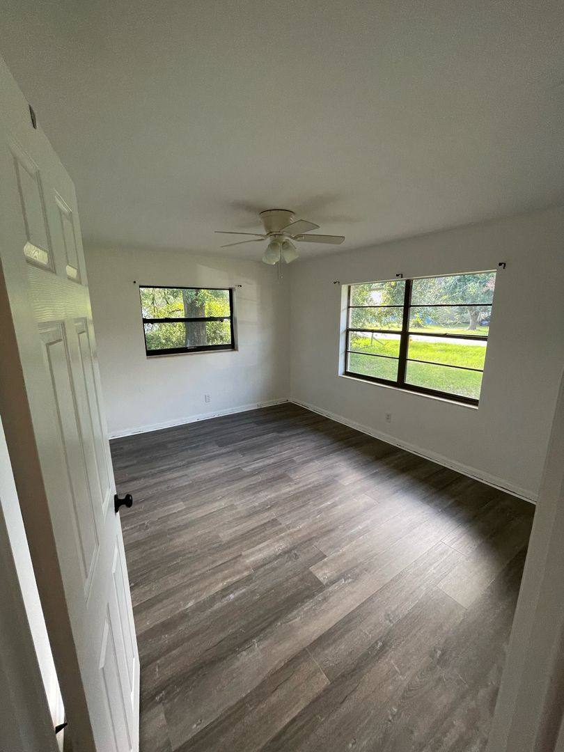 House for rent at 1608 Pine Ave, Deland, FL 32724