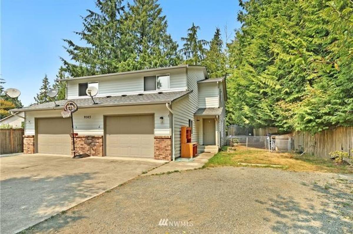 Apartment for rent at 9503 15th St SE, Lake Stevens, WA 98258