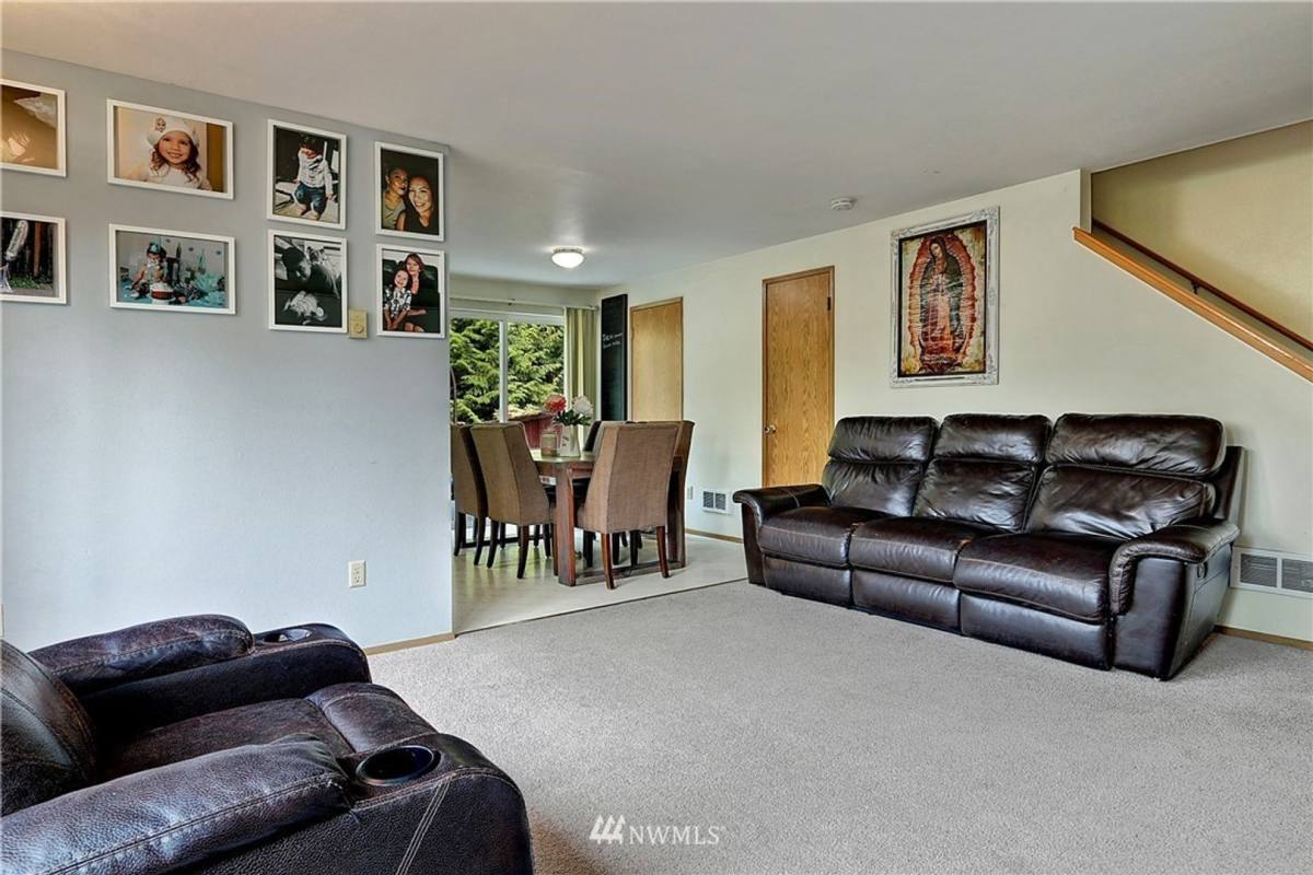 Apartment for rent at 9503 15th St SE, Lake Stevens, WA 98258