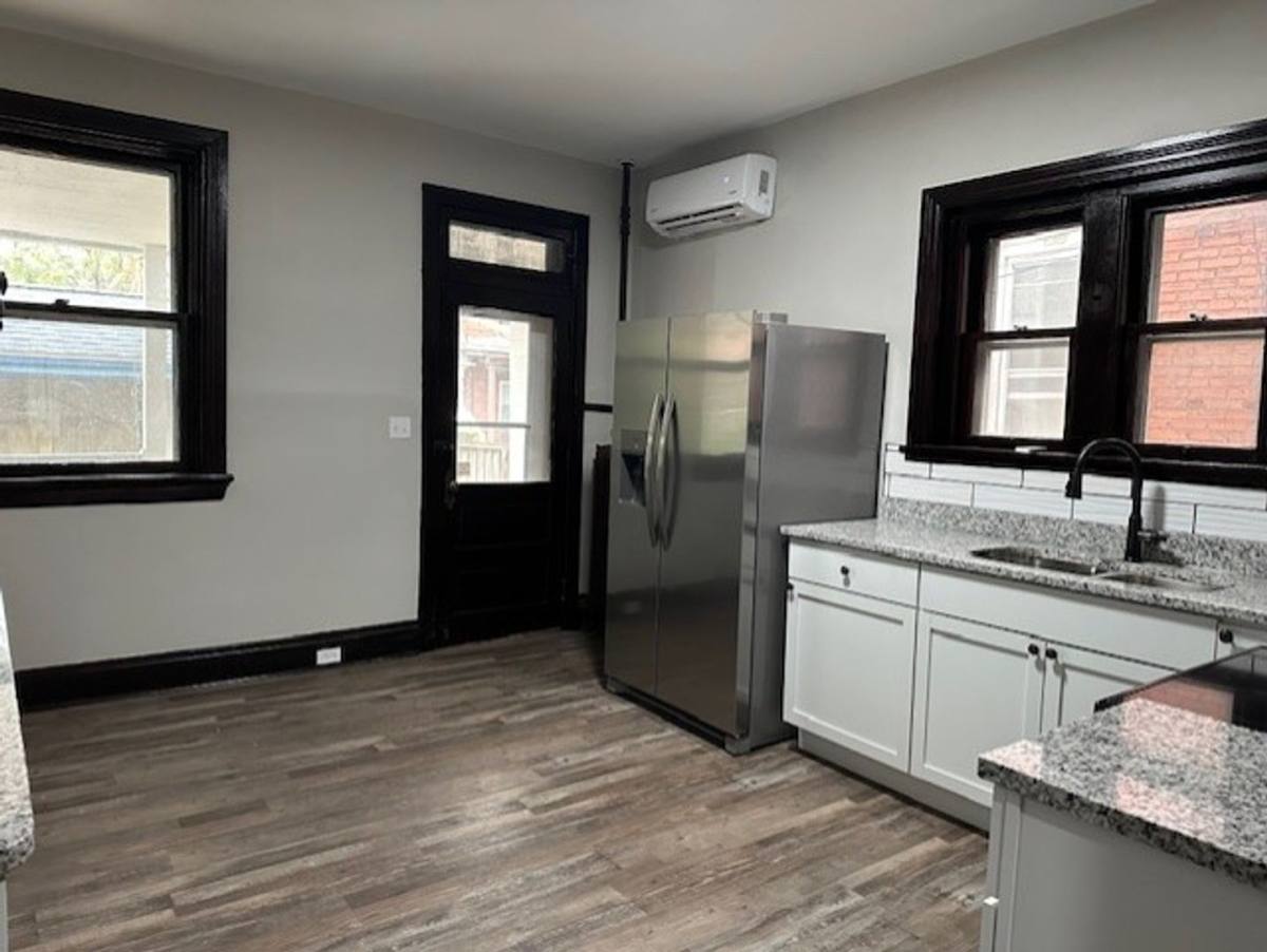 House for rent at 1708 State St, Harrisburg, PA 17103