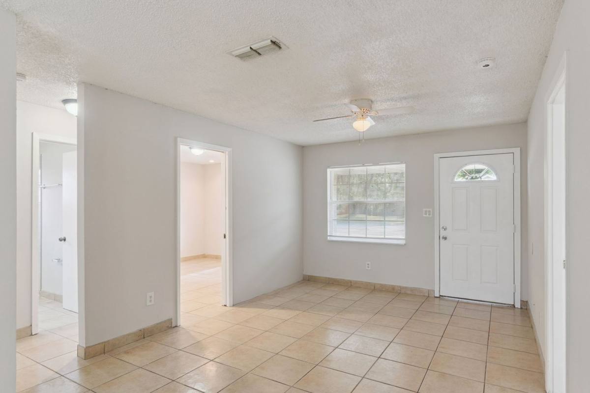 House for rent at 2853 Sanford Ave, Sanford, FL 32773