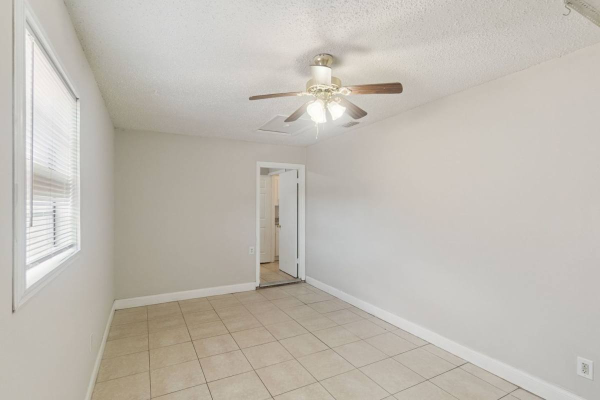 House for rent at 2853 Sanford Ave, Sanford, FL 32773
