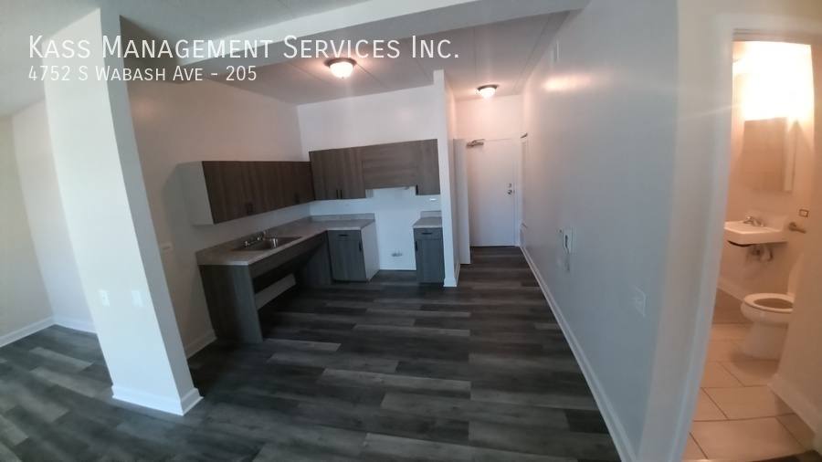 Apartment for rent at 4752 S Wabash Ave #205, Chicago, IL 60615