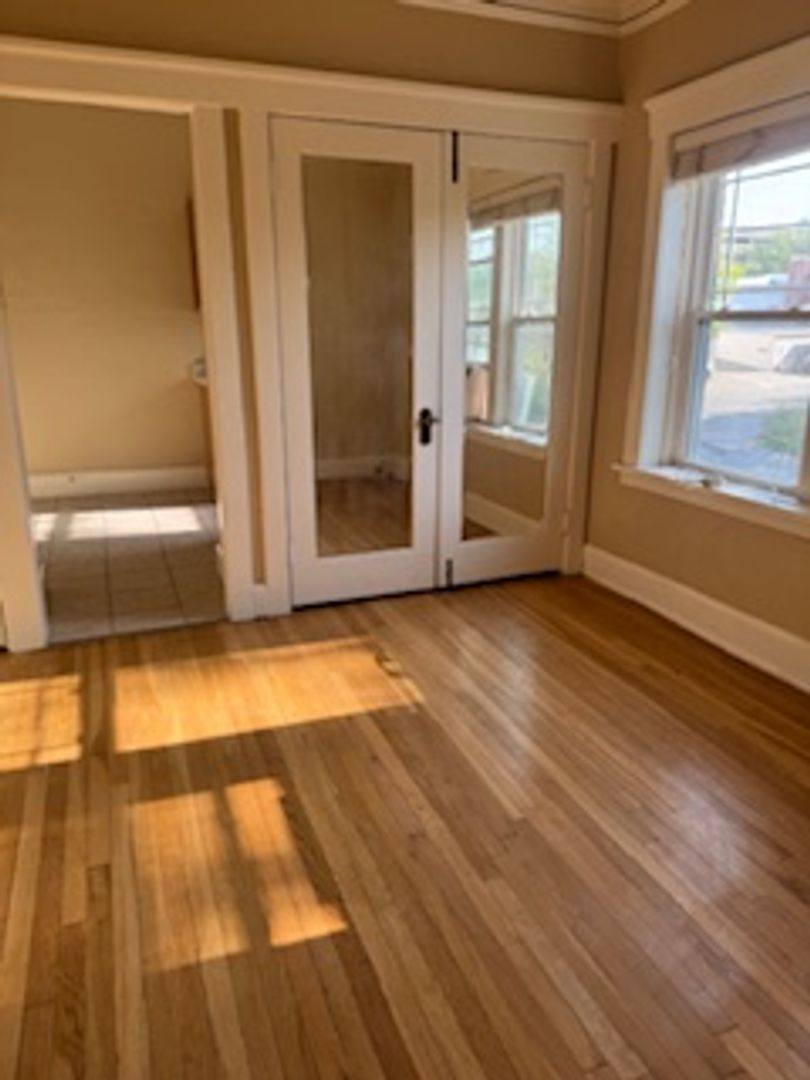 Apartment for rent at 3301 Dewey Ave, Omaha, NE 68105