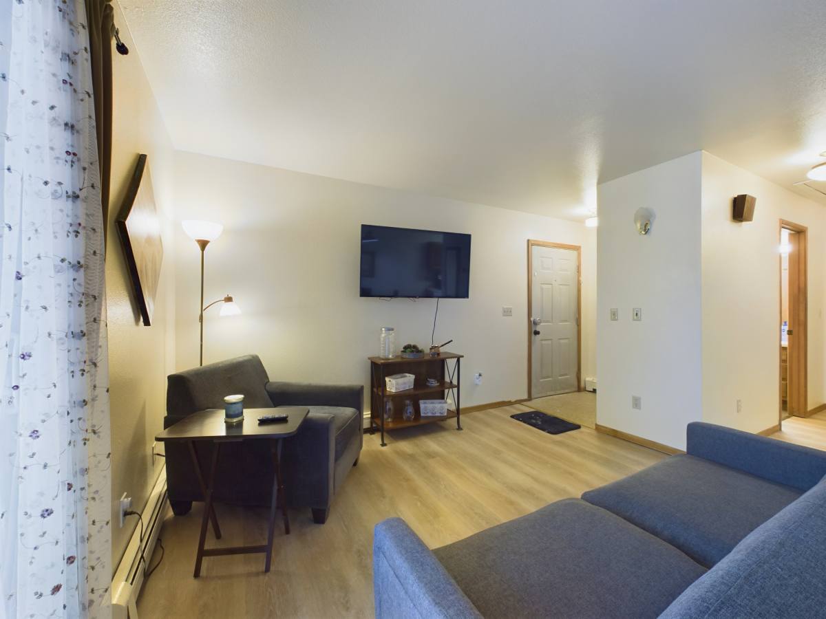 Apartment for rent at 933 Cowles St #2, Fairbanks, AK 99701