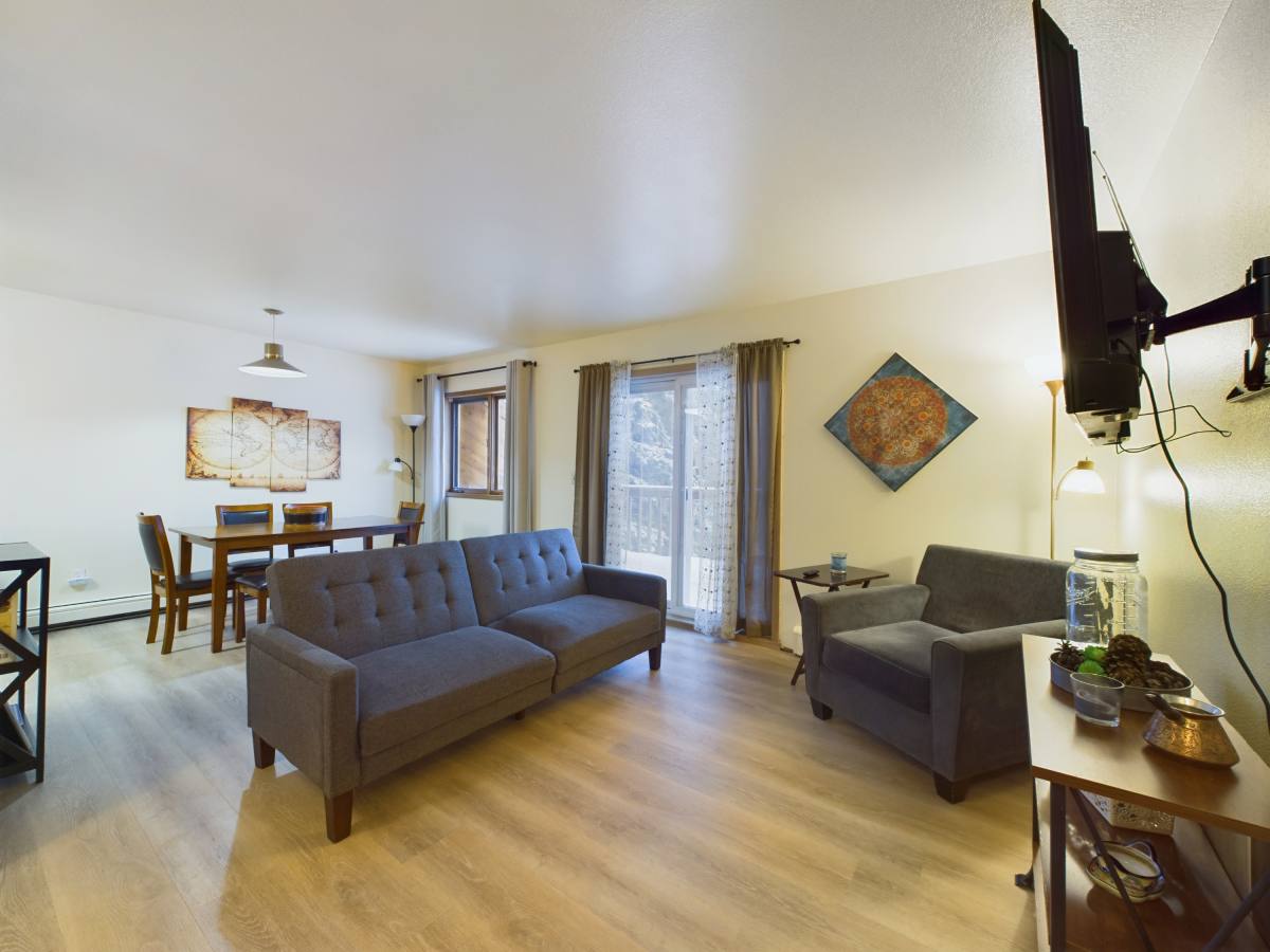 Apartment for rent at 933 Cowles St #2, Fairbanks, AK 99701