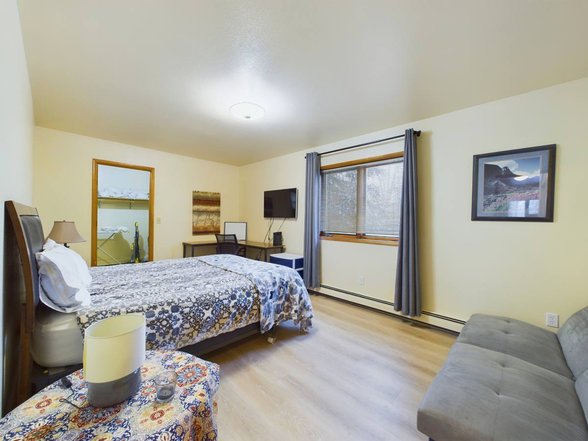 Apartment for rent at 933 Cowles St #2, Fairbanks, AK 99701