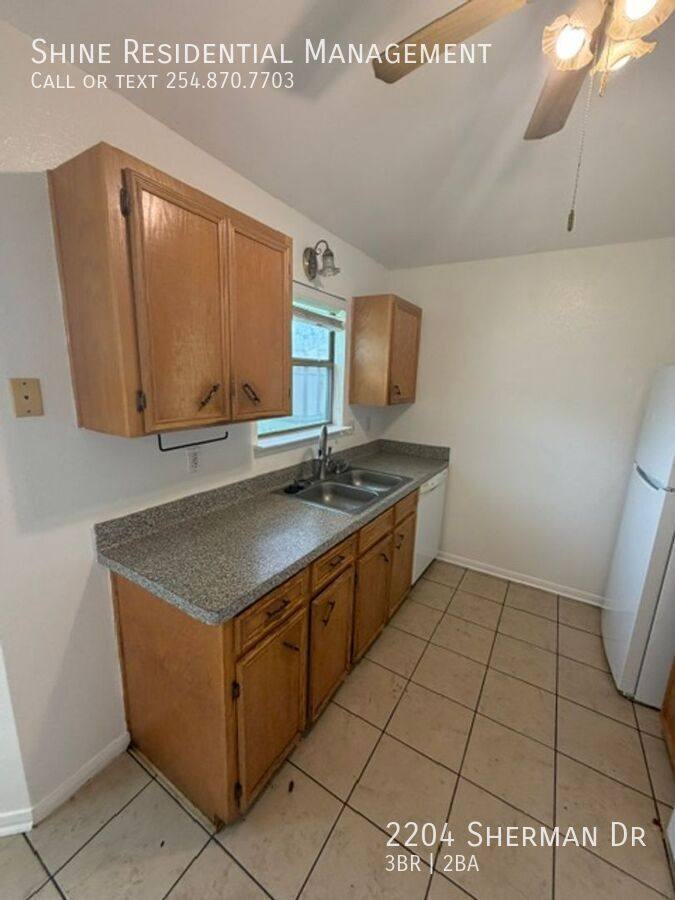 House for rent at 2204 Sherman Dr, Killeen, TX 76543