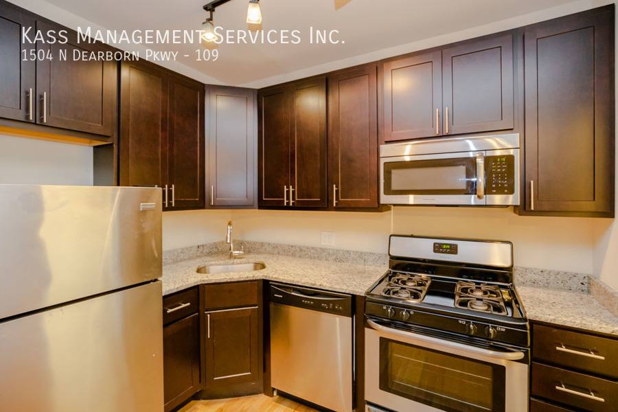 Apartment for rent at 1504 N Dearborn Parkway #109, Chicago, IL 60610
