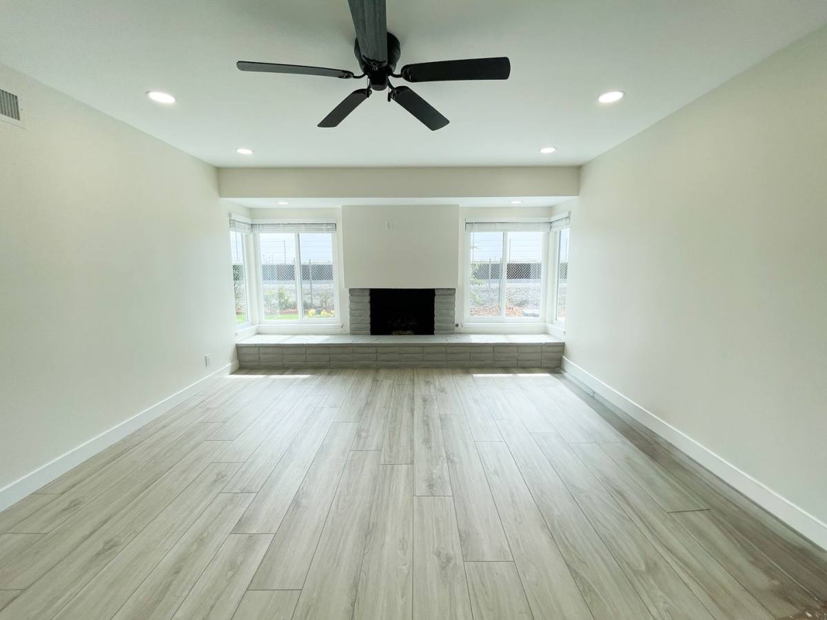 House for rent at 9192 Christine Dr, Huntington Beach, CA 92646