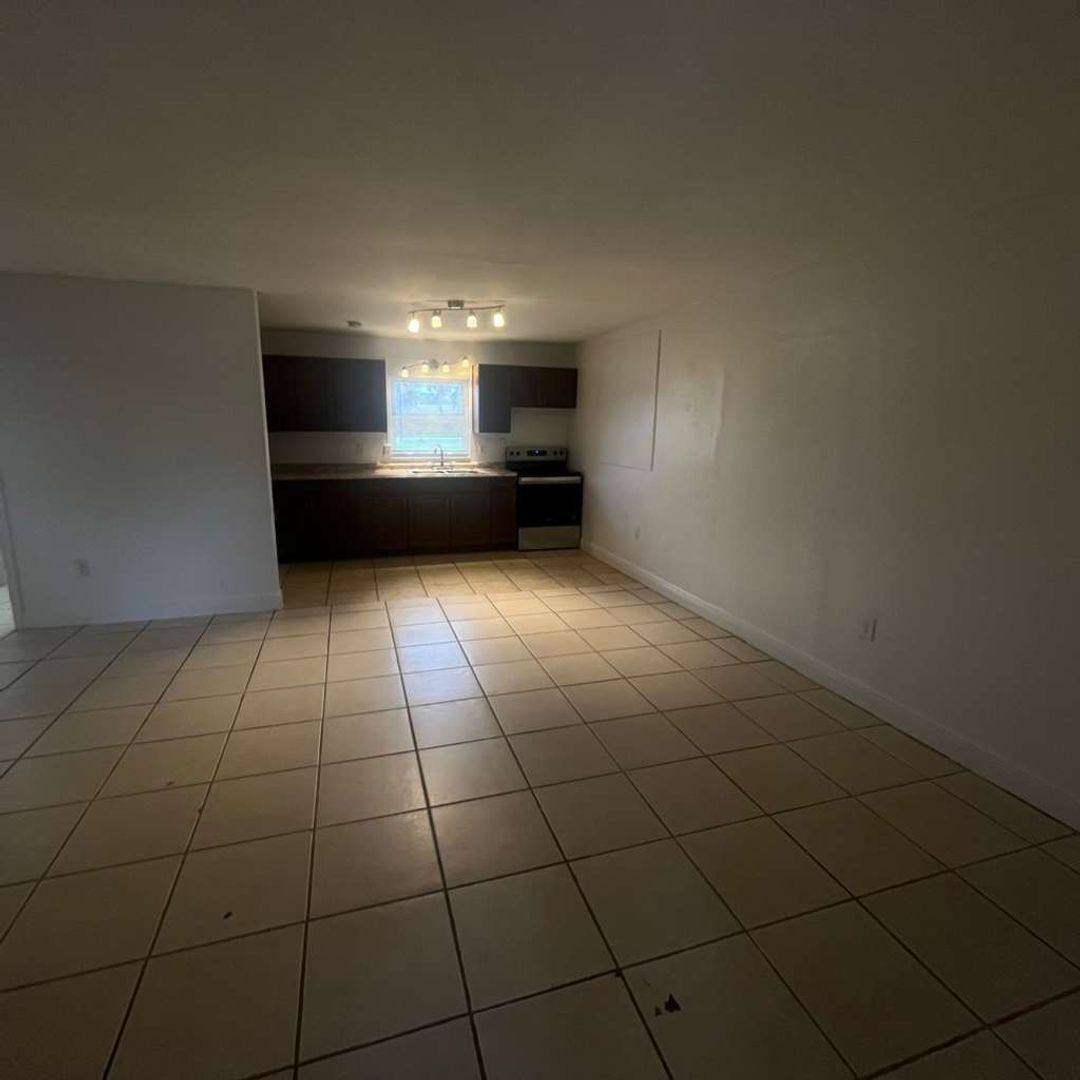 House for rent at 1427 Markland Ave, Fort Myers, FL 33916