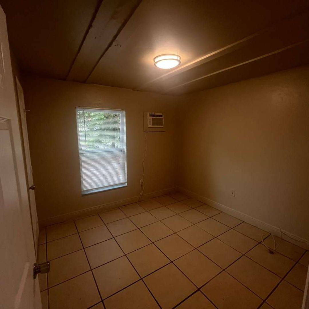 House for rent at 1427 Markland Ave, Fort Myers, FL 33916