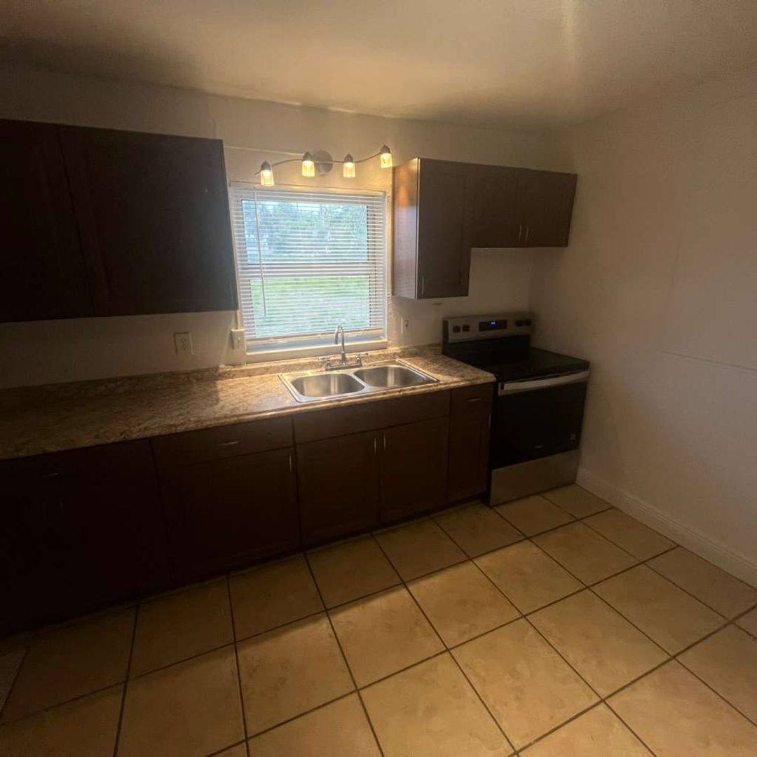 House for rent at 1427 Markland Ave, Fort Myers, FL 33916