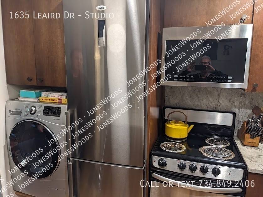 Apartment for rent at 1635 Leaird Dr, Ann Arbor, MI 48105