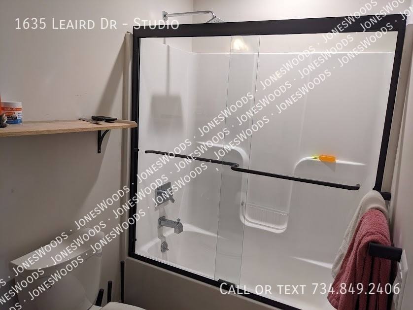 Apartment for rent at 1635 Leaird Dr, Ann Arbor, MI 48105