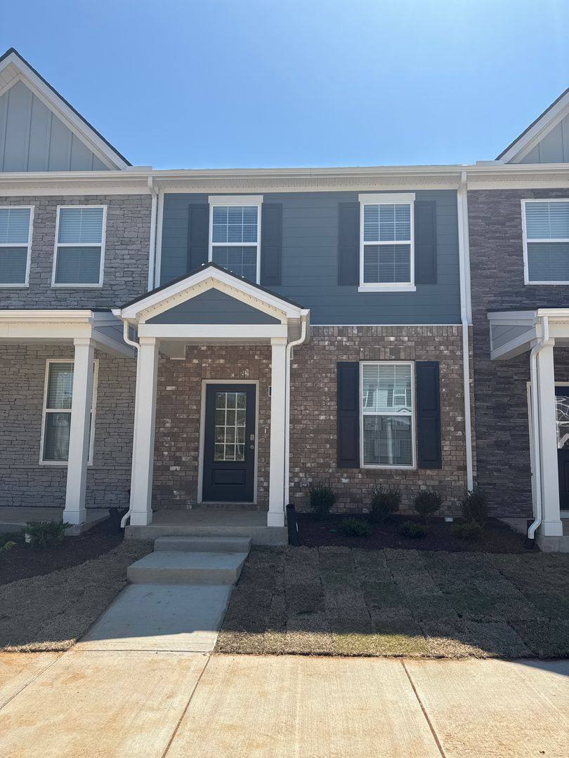 Townhouse for rent at 905 Highfield Way, Lebanon, TN 37087