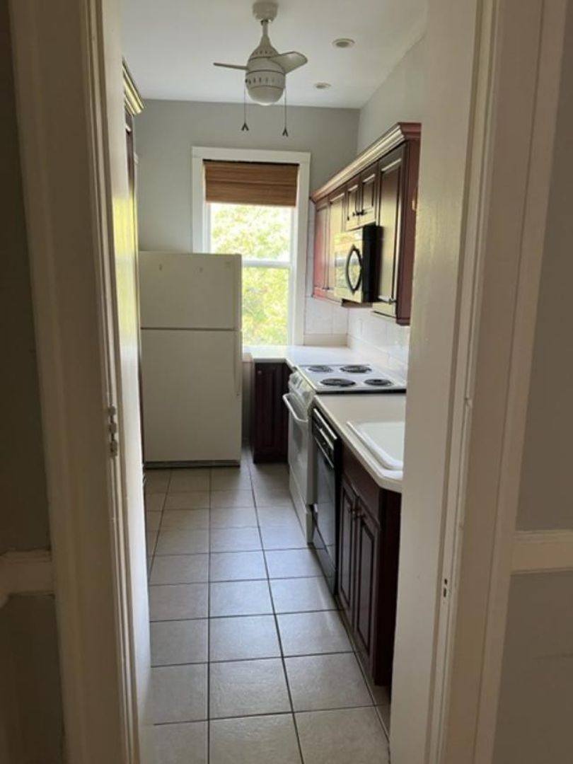 Apartment for rent at 517 W Saint Catherine, Louisville, KY 40203