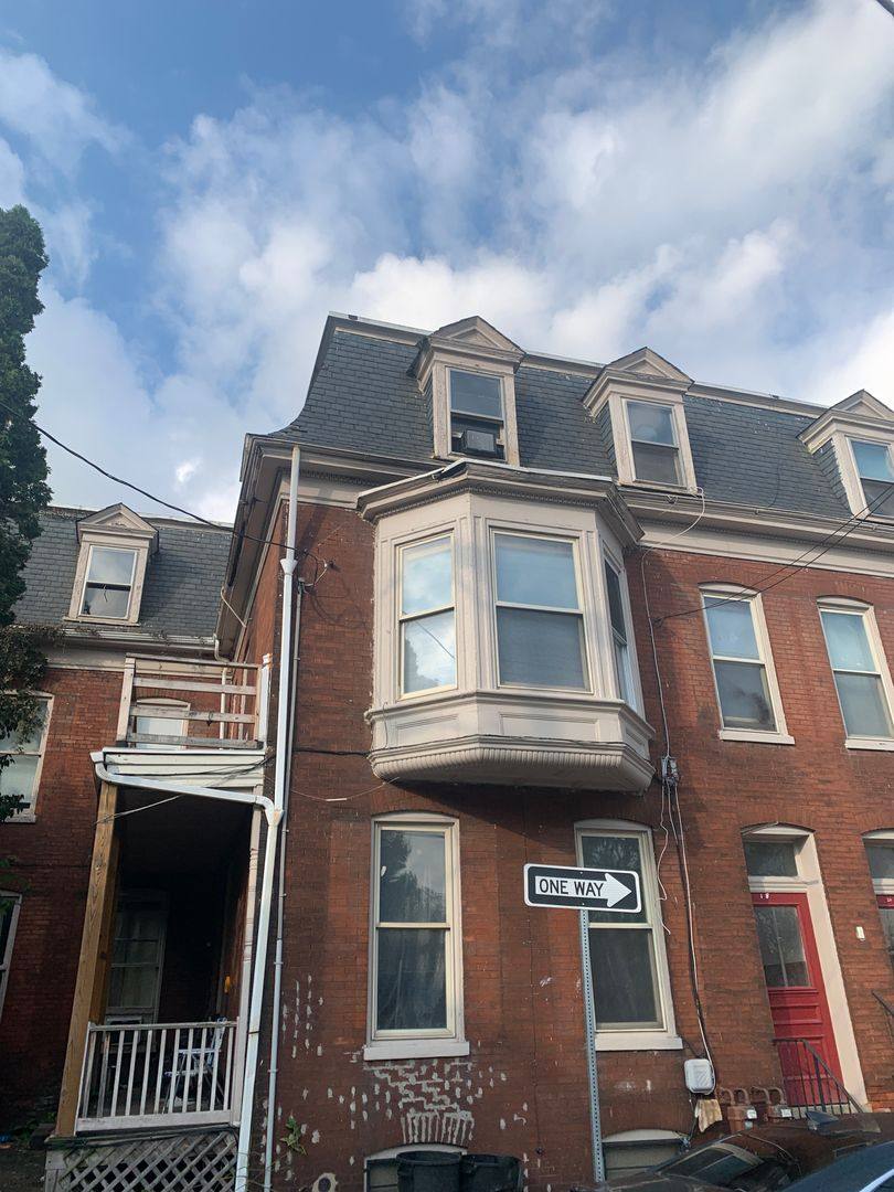 Apartment for rent at 18 N Pine St #1, York, PA 17401