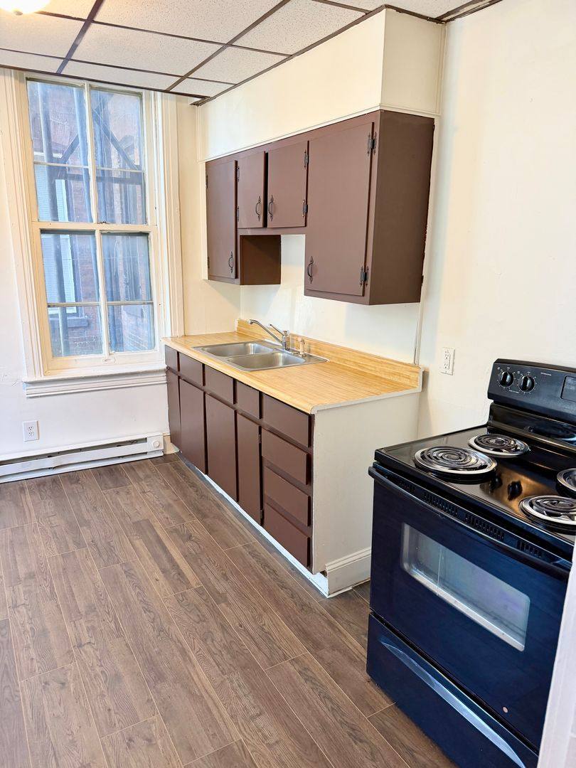 Apartment for rent at 18 N Pine St #1, York, PA 17401