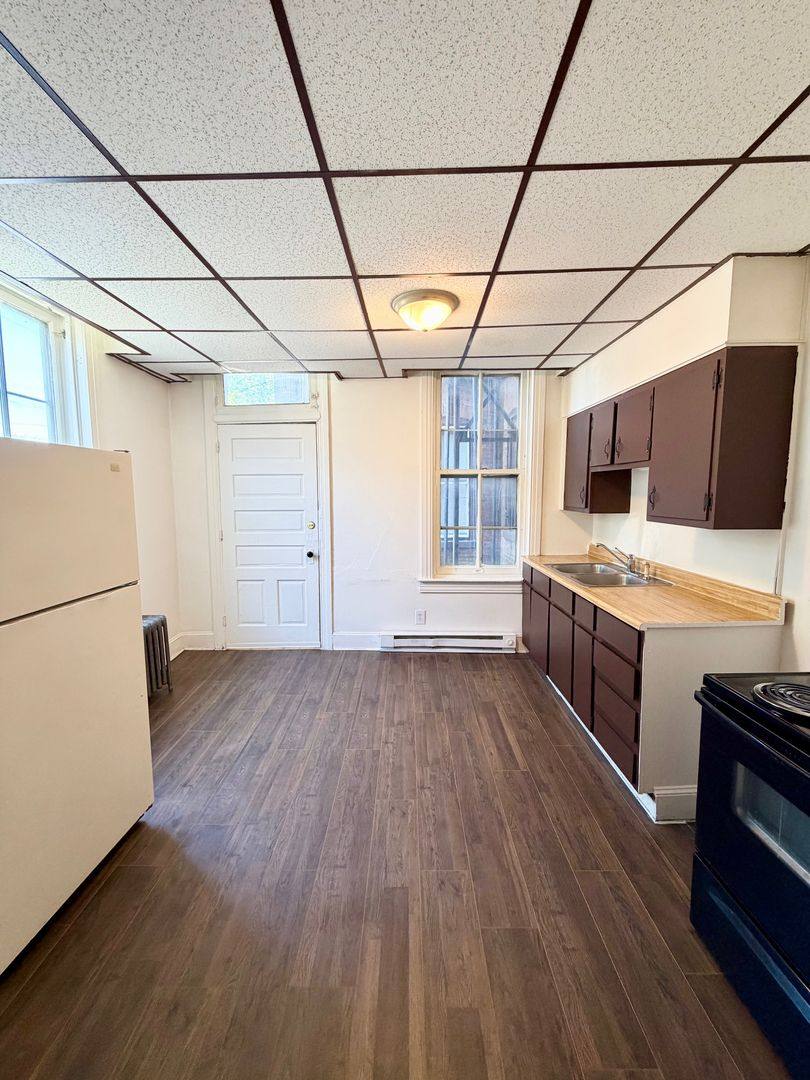 Apartment for rent at 18 N Pine St #1, York, PA 17401