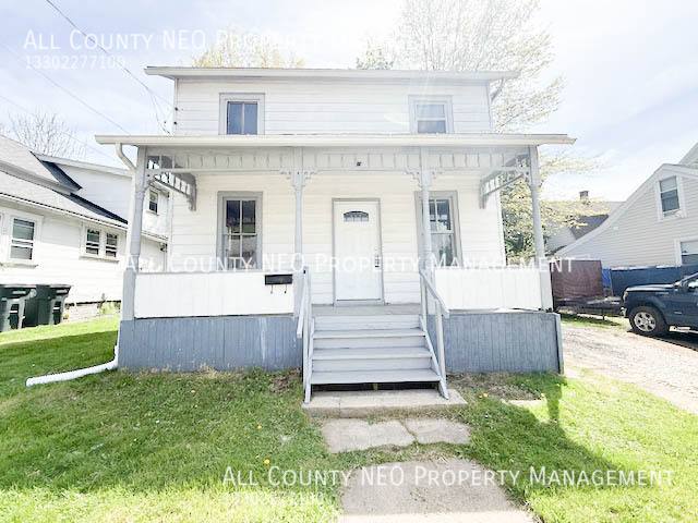 House for rent at 374 E Voris St, Akron, OH 44311