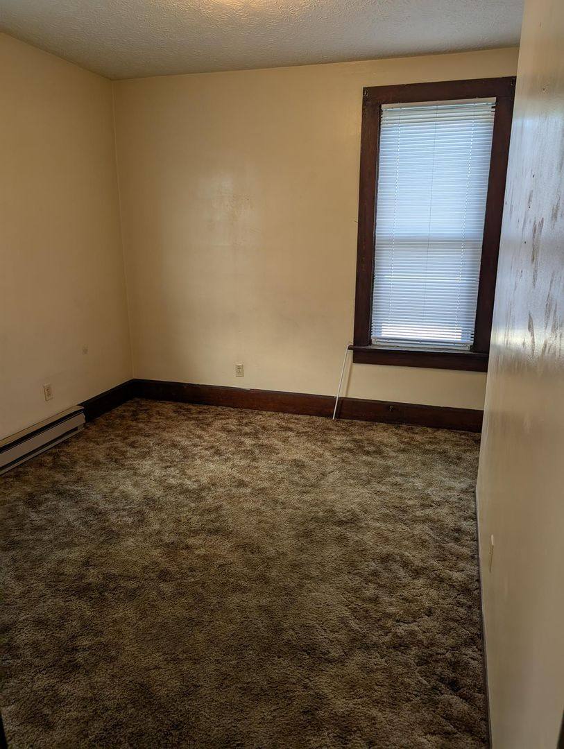 Apartment for rent at 44 W Front St, Logan, OH 43138
