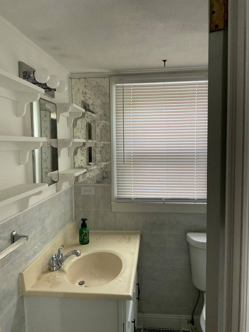 House for rent at 1116 Lower Dallas Highway, Dallas, NC 28034