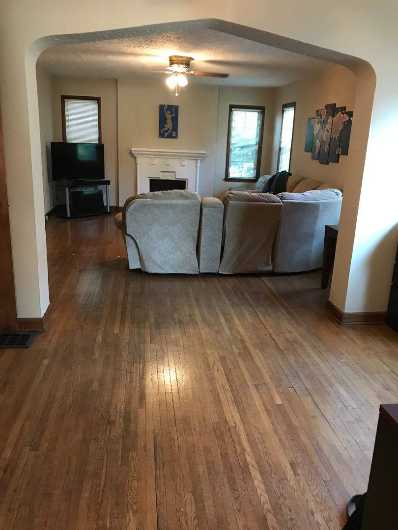 Apartment for rent at 1373 Eastview Ave, Columbus, OH 43212