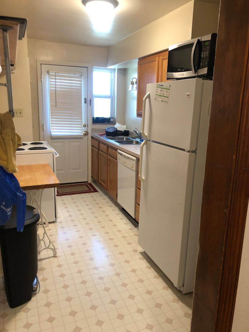 Apartment for rent at 1764 NW Blvd, Columbus, OH 43212