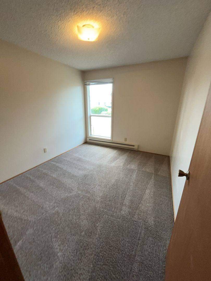 Apartment for rent at 2100 Eldridge Ave, Bellingham, WA 98225
