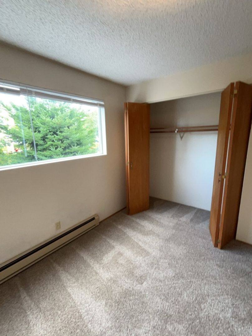 Apartment for rent at 2100 Eldridge Ave, Bellingham, WA 98225
